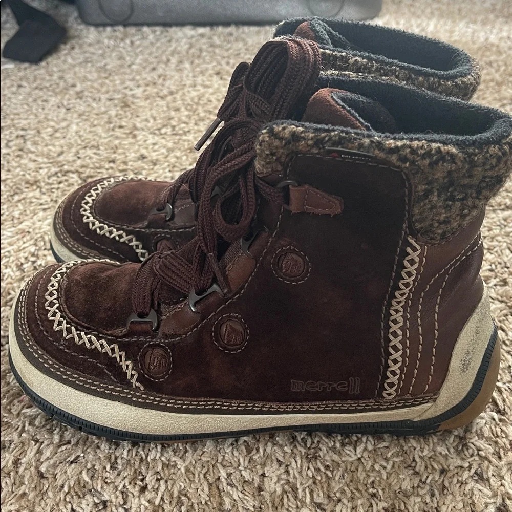 Merrell Puffin Lace Mid Brown Women's Lined Suede Lace Up Snow Boots size 6.5